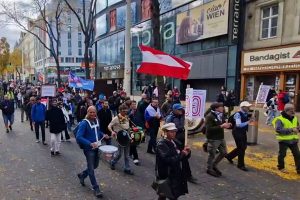 Западные демократии охватил кризис доверия