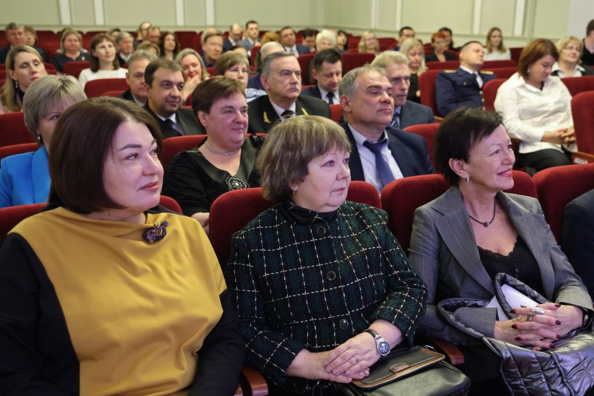 70 преподавателей вузов Нижегородской области получили награды