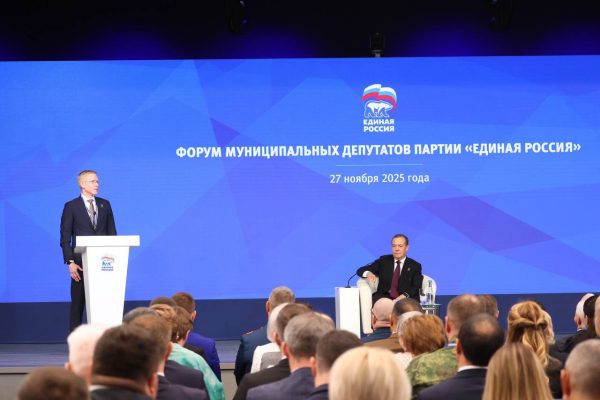 Дмитрий Медведев поддержал идею создания координационных депутатских групп