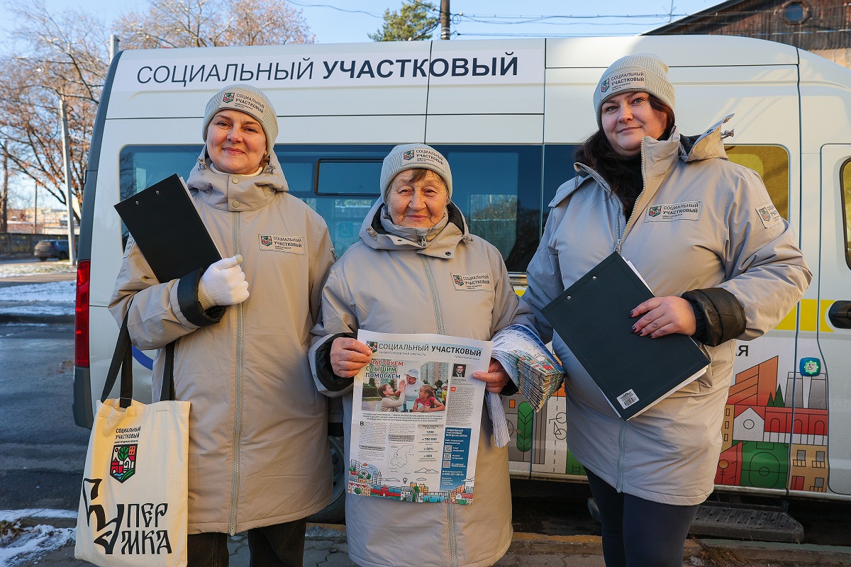 Мобильная бригада соцучастковых провела первый выездной прием