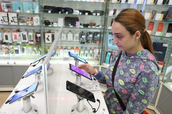 Новый налог на импорт и производство электронной техники могут ввести в России