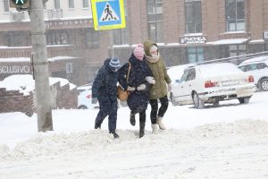 В Госавтоинспекции рассказали, как защитить детей на дорогах зимой