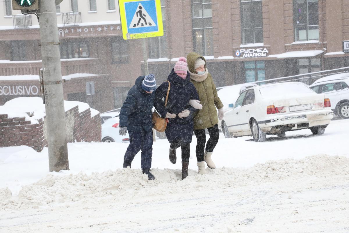 В Госавтоинспекции рассказали, как защитить детей на дорогах зимой