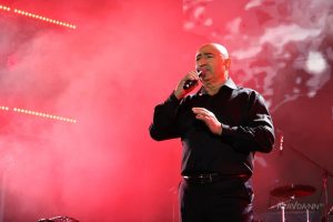 Сенатор Вайнберг записал песню о русском духе ко Дню народного единства