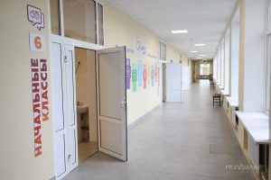 «Школа 800» обнулила записи школьников на прием в первый класс на Автозаводе