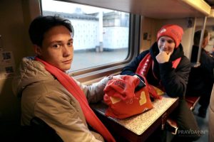 Отправление поезда в Санкт-Петербург в рамках проекта «Уроки с путешествием»