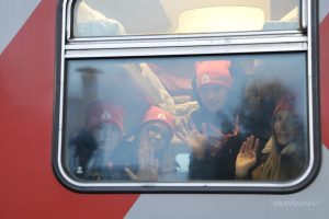 Отправление поезда в Санкт-Петербург в рамках проекта «Уроки с путешествием»