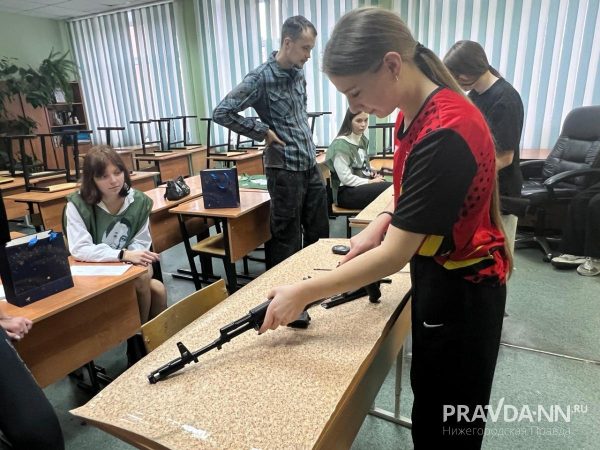 От автомата до дронов: школьники померились силами на турнире по военно-прикладным видам спорта 