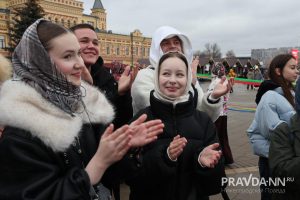 Александр Воложанин