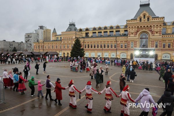 Более 10 тысяч нижегородцев посетили фестиваль «Народное единство» на Ярмарке