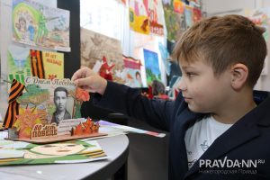 Александр Воложанин