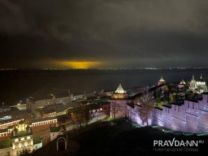 «По стене с дополненной реальностью»: вечерние экскурсии стали доступны по стене Нижегородского кремля