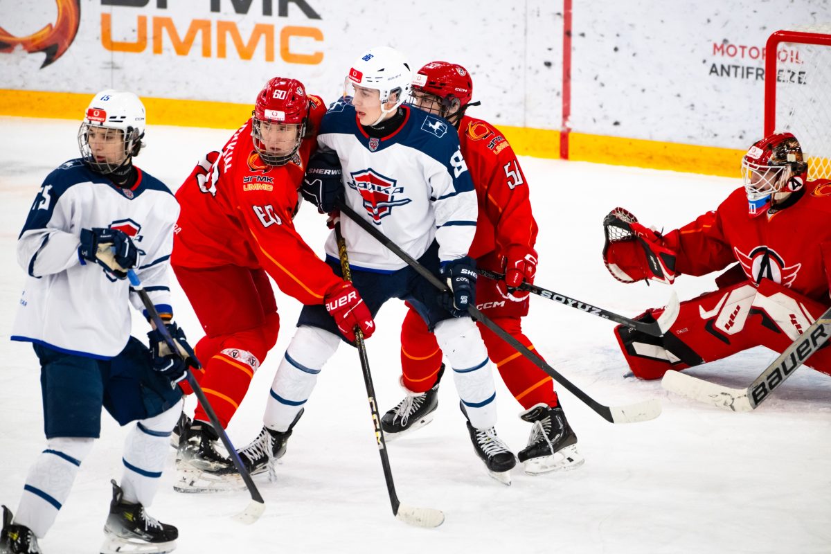 Нижегородская «Чайка» обменялась победами с «Авто» в чемпионате МХЛ