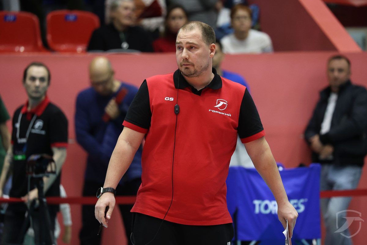 Волейболисты «Горького» в 4‑м туре суперлиги проиграли в Новом Уренгое