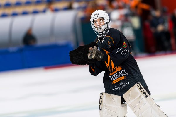 Нижегородский «Старт» арендовал у «Кузбасса» вратаря Айдара Нестерова