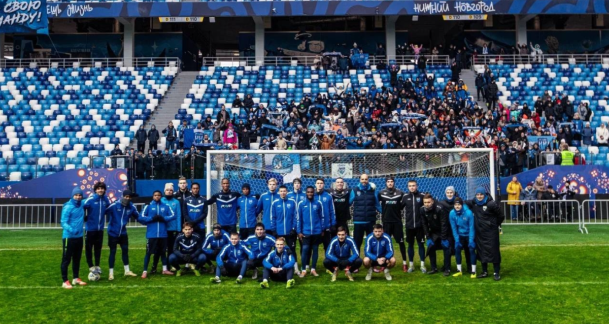ФК «Пари Нижний Новгород» провёл открытую тренировку для болельщиков