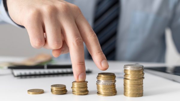 Стало известно, кто может рассчитывать на «тринадцатую зарплату»