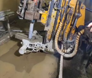 Здание медцентра на улице Горького укрепляют для продолжения строительства метро