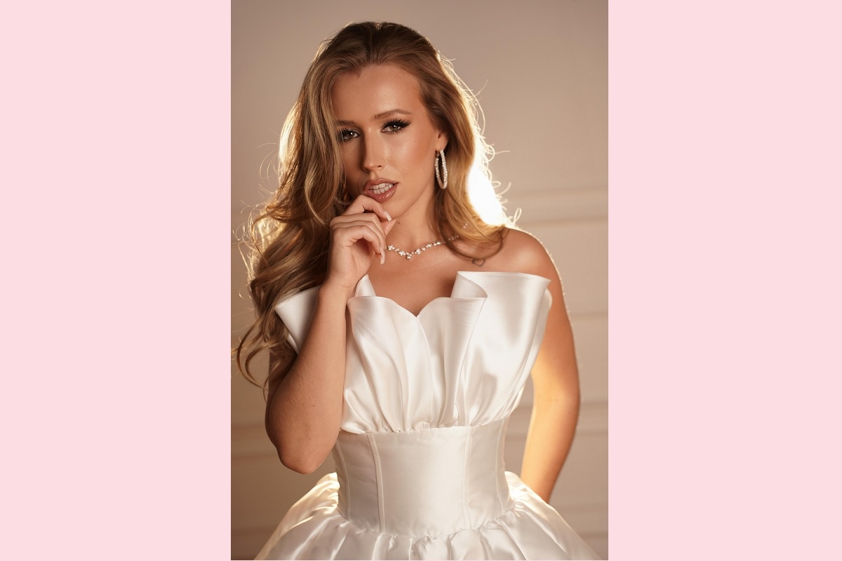 Нижегородка выступила в музыкальном шоу в образе певицы Нюши