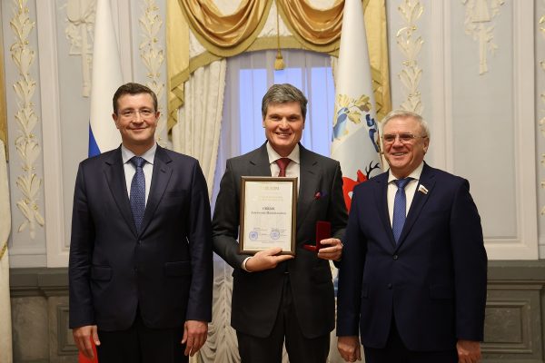 Анатолий Седых стал почетным гражданином Нижегородской области