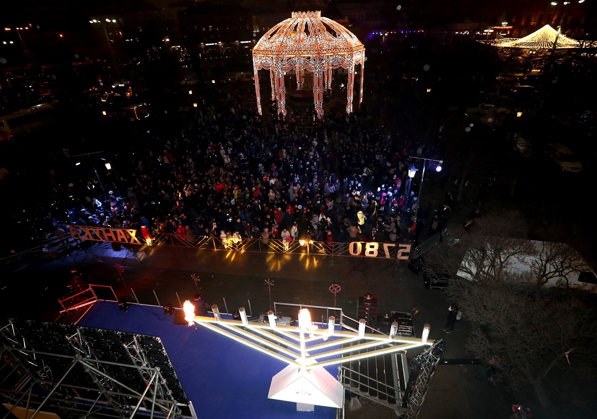 Почему в Москве отменили публичную церемонию в честь начала Хануки