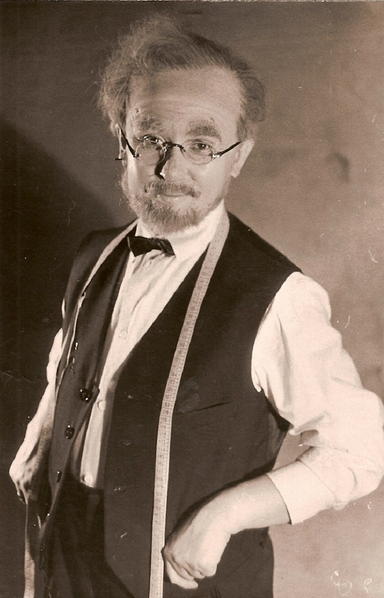 В роли портного Галина Дёмина выступила только дважды