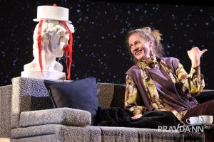 Александр Воложанин