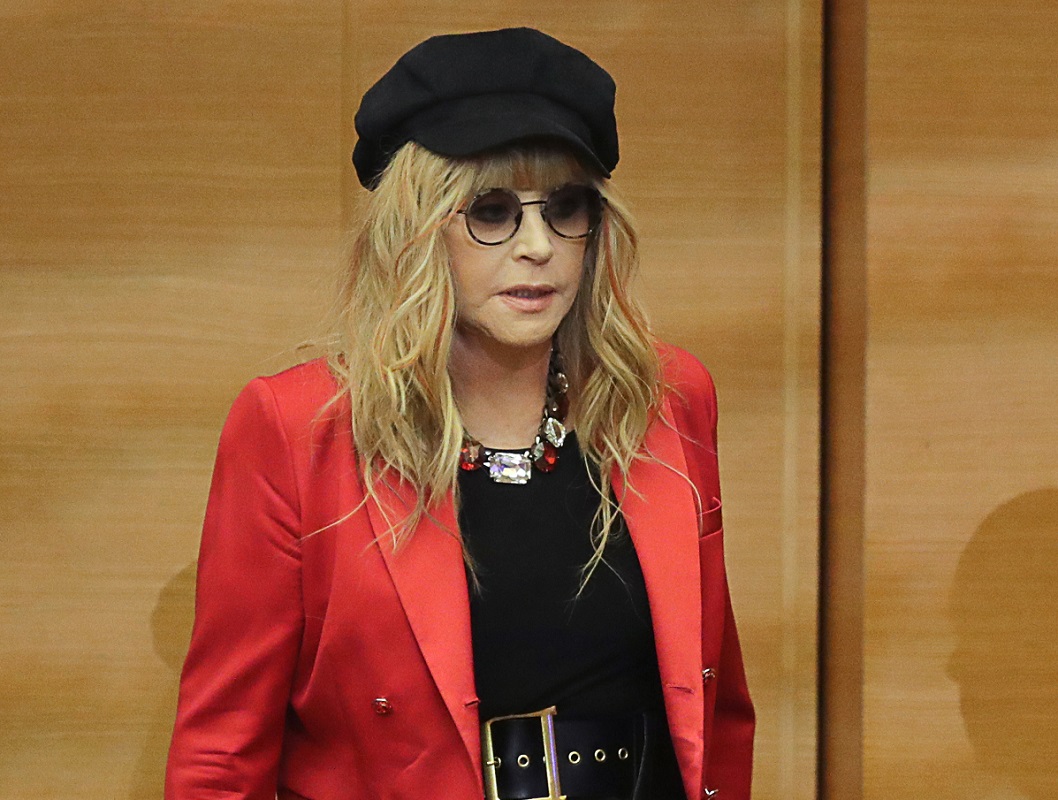 Алла Пугачёва может вернуться на сцену в новогодние праздники