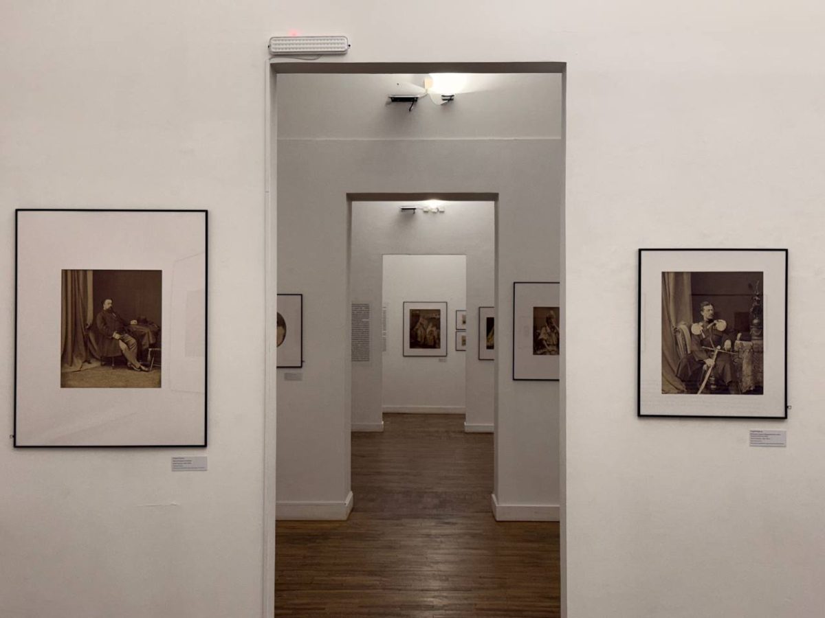 В Санкт-Петербурге открылась выставка работ Карелина и Дмитриева