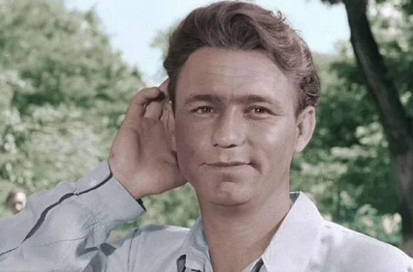 Женщины его боготворили: как Николай Рыбников стал настоящим секс-символом