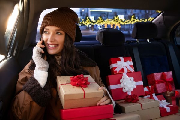 T2 вновь дарит новогодние подарки – теперь каждому