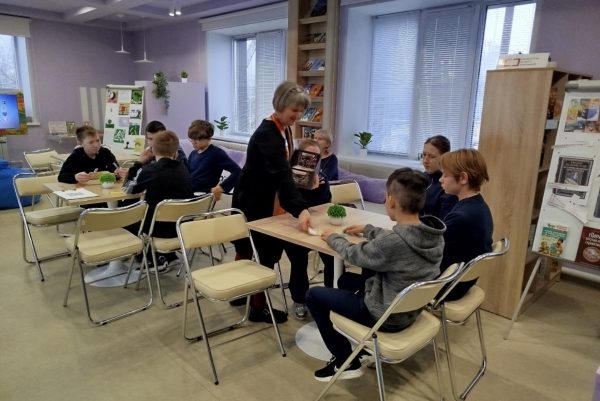 Два этажа знаний: Тонкинская библиотека стала актуальным пространством для современных читателей 