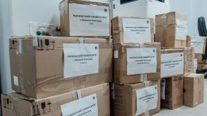 Сотрудники и студенты Мининского университета собрали 200 кг гуманитарной помощи