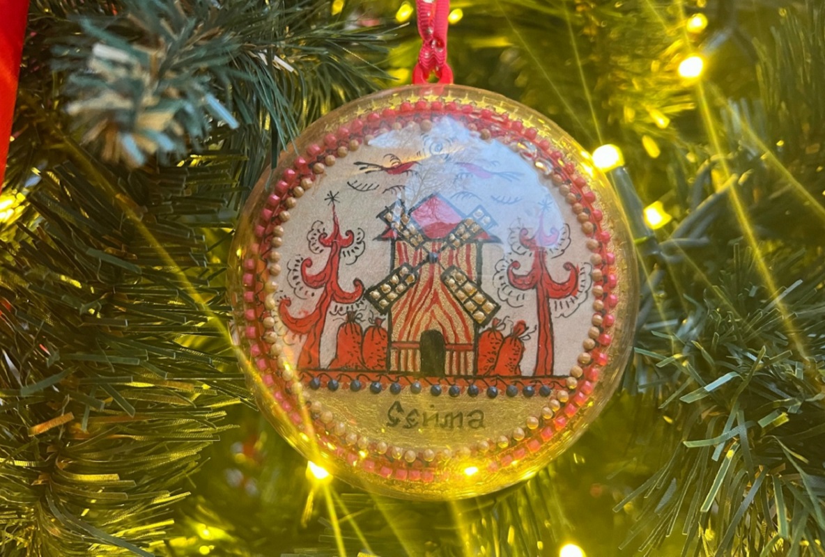 Нижегородские мастера представили на конкурс уникальные елочные игрушки