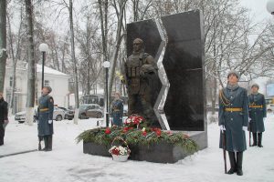 В Чкаловске установили памятник в честь земляков-участников СВО