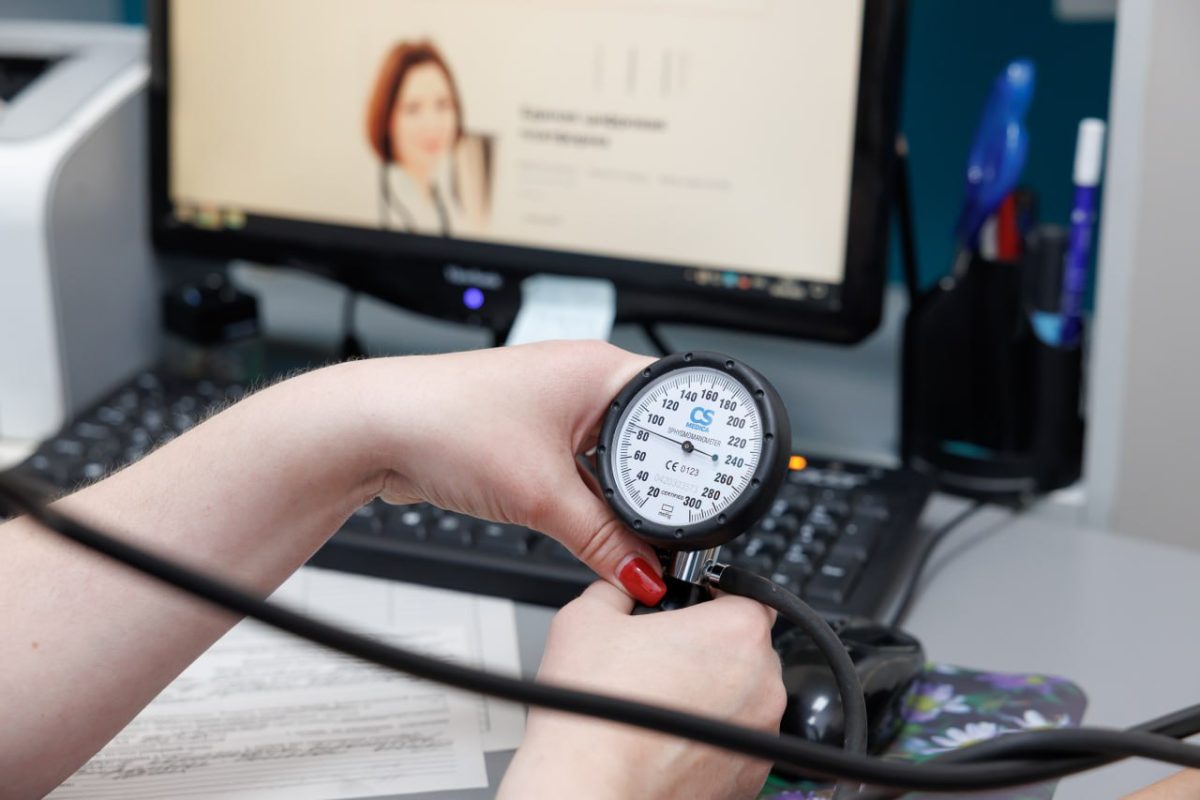 Нижегородцам рассказали, как провести новогодние каникулы без вреда для сердца