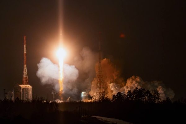 Первые сигнали поступили со спутника «Лобачевский» с орбиты Земли