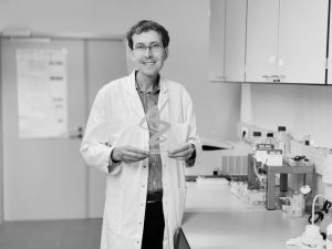 Скончался всемирно известный ученый в области клеточной биологии Дмитрий Крысько