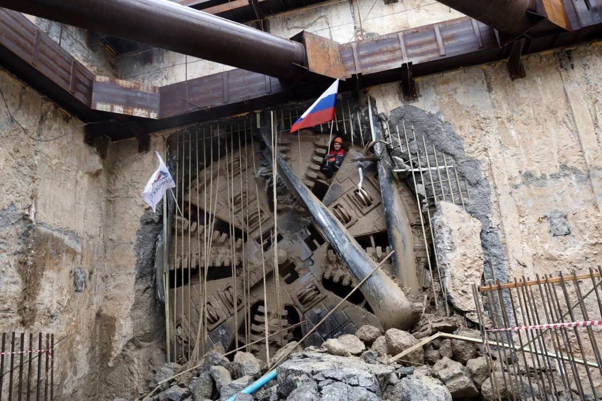 Метрощит «Владимир» добрался до площади Свободы