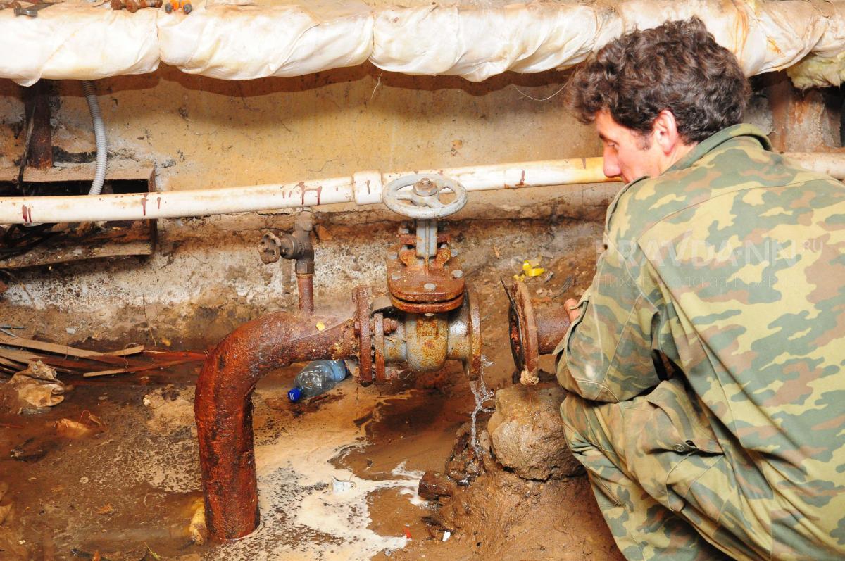 Стало известно, сколько тонн мусора выбрасывают в канализацию нижегородцы