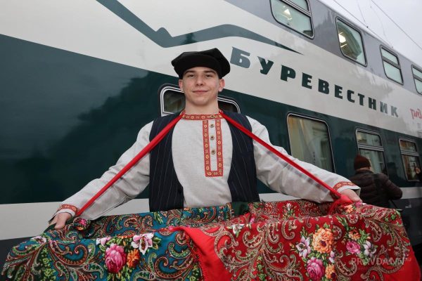 Опубликованы фото из нового двухэтажного поезда «Буревестник»