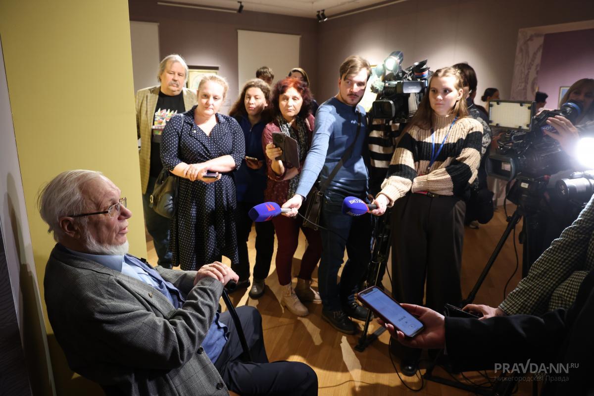 Передача коллекции «Голубая роза» НГХМ