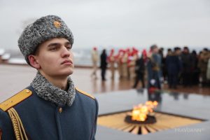 День Героев Отечества у Вечного огня в Нижегородском кремле