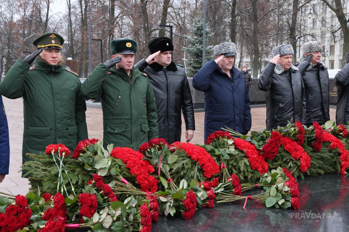 День Героев Отечества у Вечного огня в Нижегородском кремле