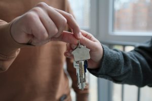 Крупные банки снижают ипотечные ставки