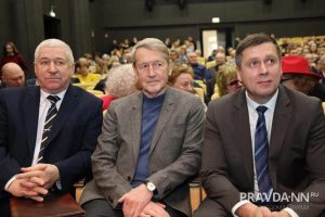 Александр Воложанин