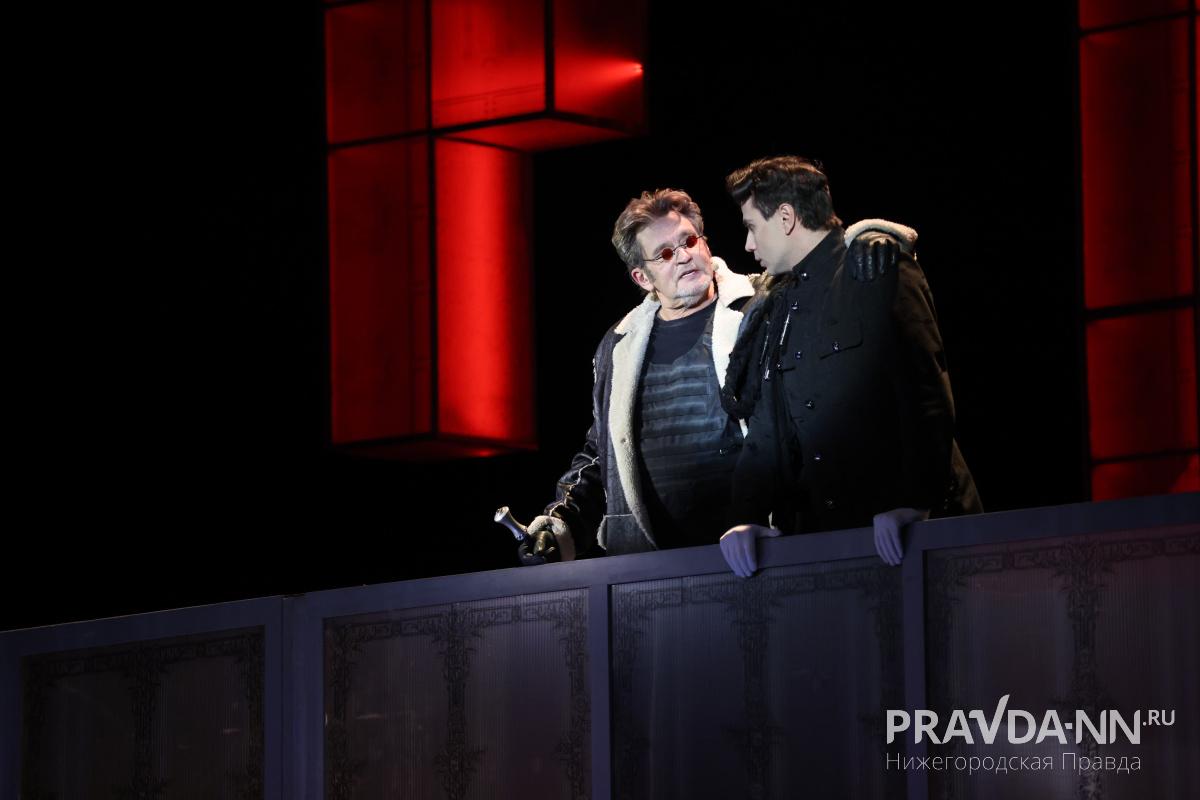 Александр Воложанин