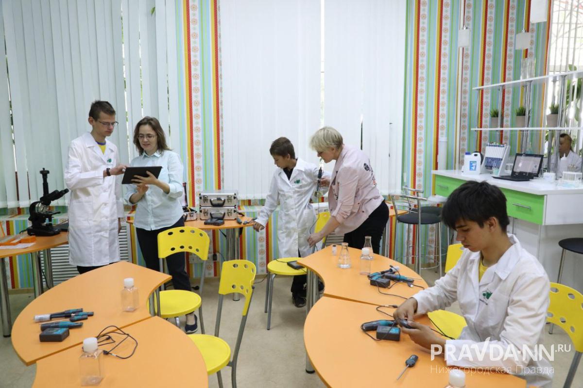 Если ребенок интересуется робототехникой или естественными науками, есть множество научных площадок, где можно развиваться