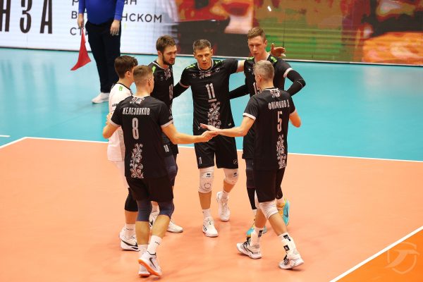 Волейболисты «Горького» выиграли матч суперлиги в Арзамасе