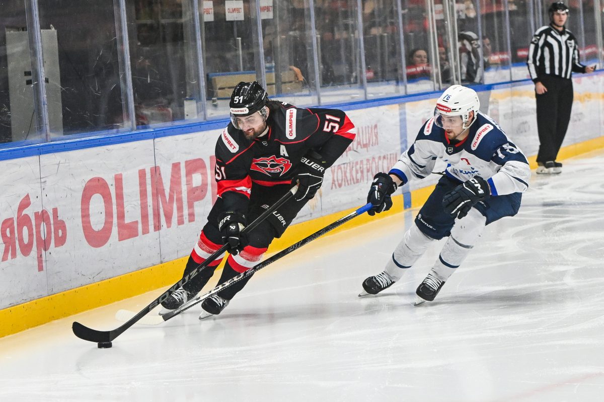 «Торпедо-Горький» с поражения начало последнюю в этом году домашнюю серию